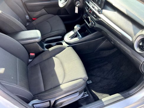 Used 2019 Kia Forte LXS image 10