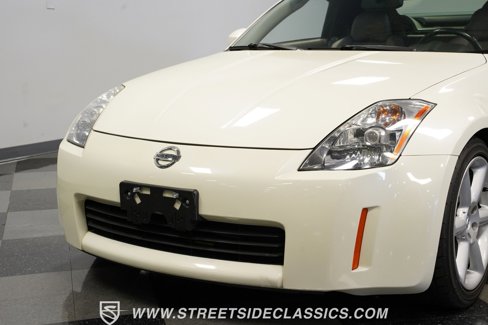 Used 2004 Nissan 350Z Touring image 19
