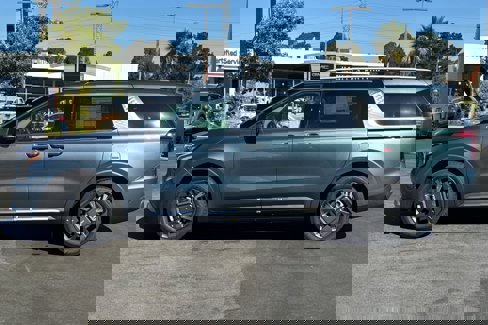 New 2026 Kia Carnival SX image 7