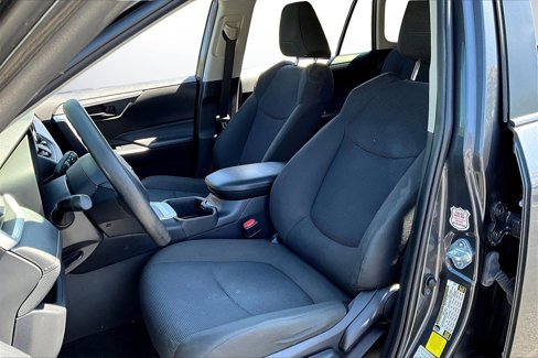 Used 2024 Toyota RAV4 LE image 19