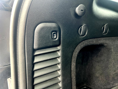 Used 2021 Jeep Grand Cherokee Laredo X image 15