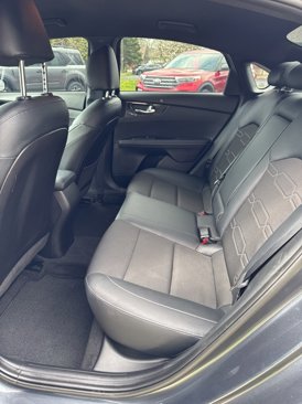 Used 2023 Kia Forte GT-Line image 11