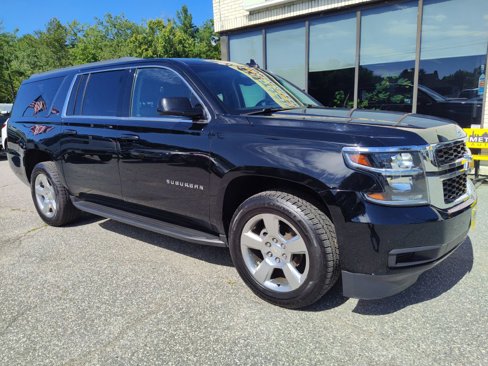 Used 2018 Chevrolet Suburban LT image 2