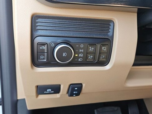 New 2026 Ford F250 Lariat image 27