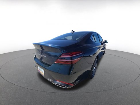 Used 2025 Genesis G70 2.5T image 8