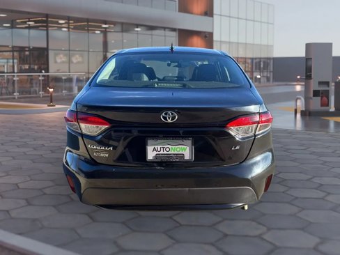 Used 2021 Toyota Corolla LE image 6