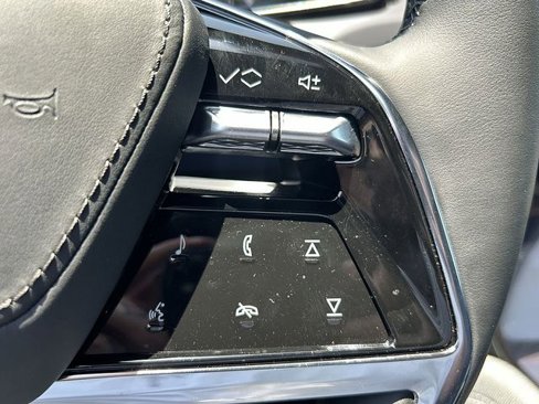 New 2026 Cadillac Vistiq Premium Luxury image 13