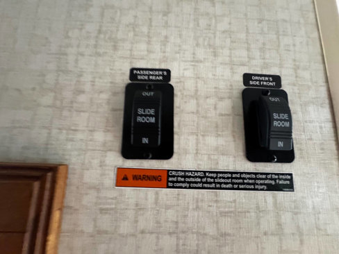Used 2016 Ford E-450 and Econoline 450 Super Duty w/ Motorhome Prep Package image 55