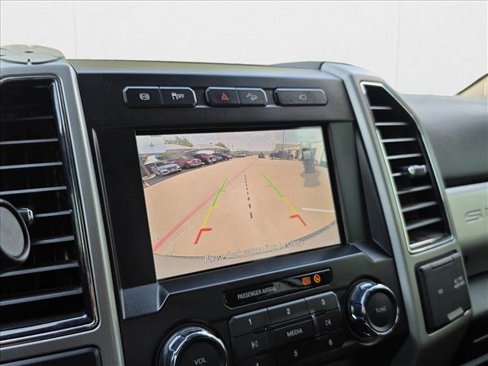Used 2021 Ford F250 Lariat image 26