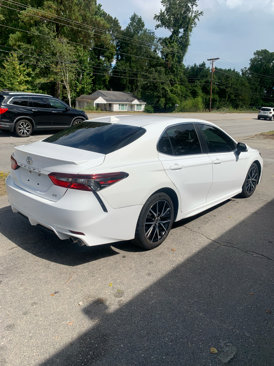 Used 2021 Toyota Camry SE image 4