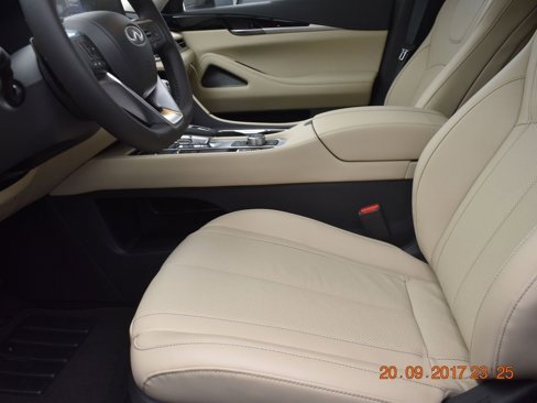 Certified 2025 INFINITI QX60 Pure image 13