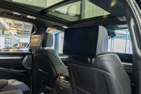 Used 2025 Cadillac Escalade V w/ LPO, Floor Liner Package image 19