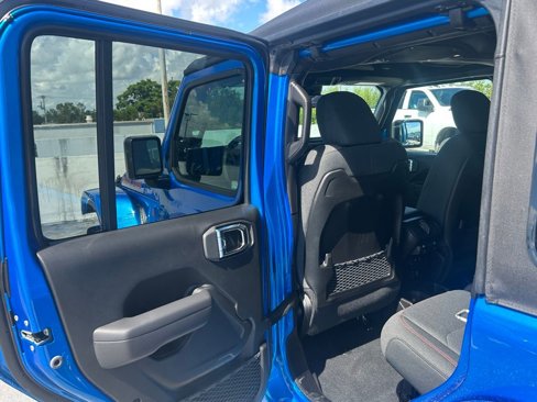 New 2025 Jeep Wrangler Unlimited Rubicon image 36