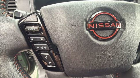 Used 2023 Nissan Frontier PRO-4X w/ Pro-4X Premium Package image 18