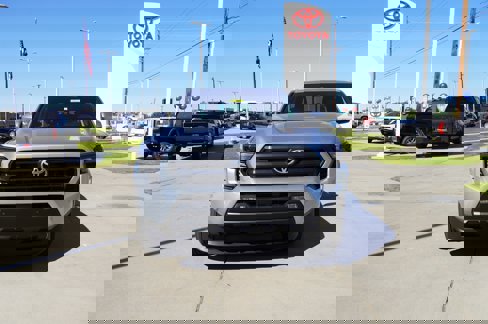 New 2025 Toyota Tacoma SR5 image 3