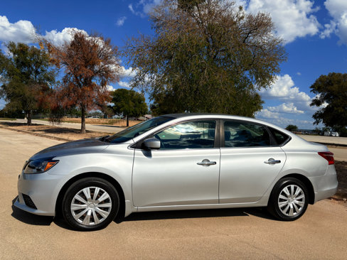 Used 2019 Nissan Sentra S image 6