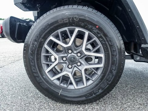 New 2025 Jeep Wrangler Sahara image 15