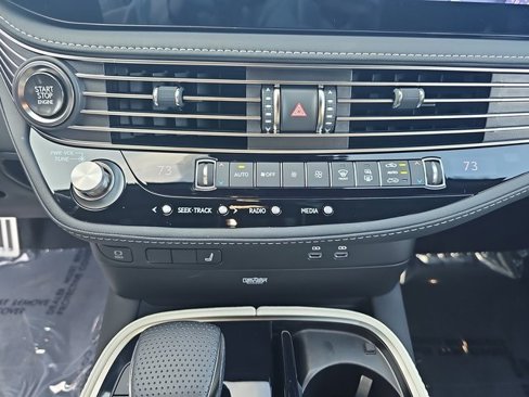 New 2025 Lexus LS 500 F Sport image 22