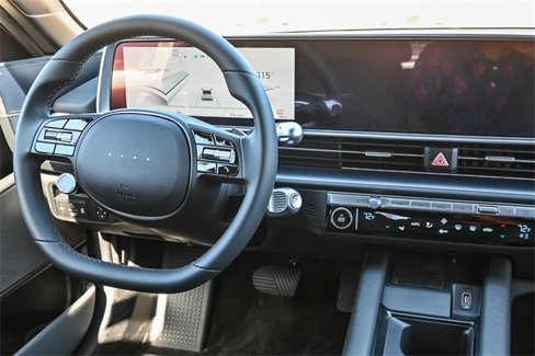 New 2025 Hyundai Ioniq 6 SEL image 16