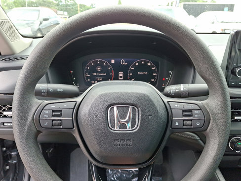 New 2025 Honda Accord SE image 9