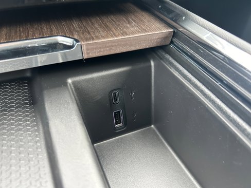New 2026 GMC Acadia Denali w/ Super Cruise Package image 21
