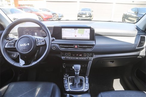 Certified 2024 Kia Seltos EX image 14