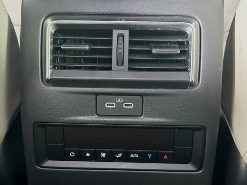 Used 2024 MAZDA CX-90 Plug-In Hybrid w/ Preferred image 28