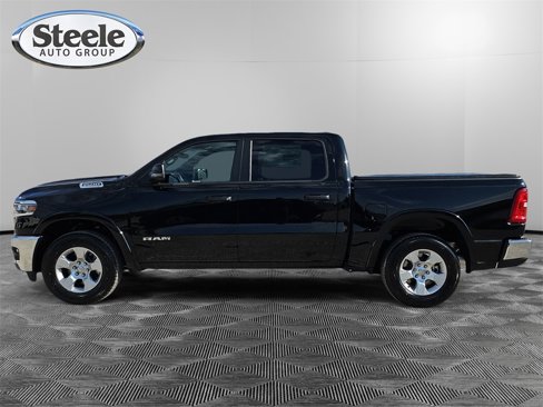 New 2026 RAM 1500 2WD Crew Cab image 2