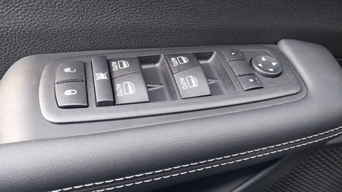New 2026 Chrysler Pacifica Select image 32