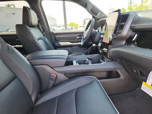 New 2025 RAM 1500 Limited image 19