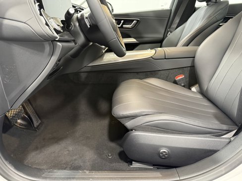 New 2026 Mercedes-Benz E 350 4MATIC Sedan image 11