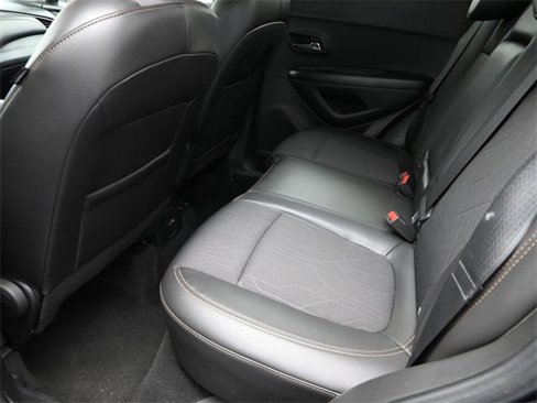 Used 2021 Chevrolet Trax LT image 14