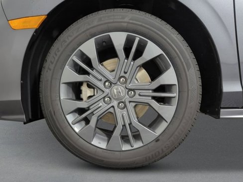 New 2026 Honda Odyssey Touring image 8