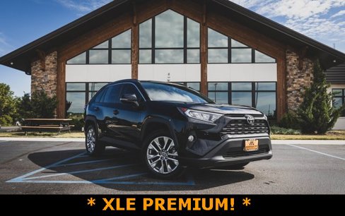 Used 2021 Toyota RAV4 XLE Premium image 1