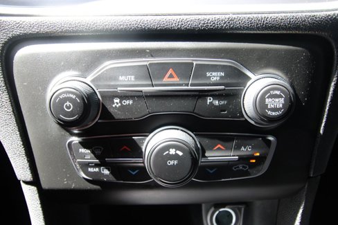 Used 2021 Dodge Charger SXT w/ Blacktop Package image 17