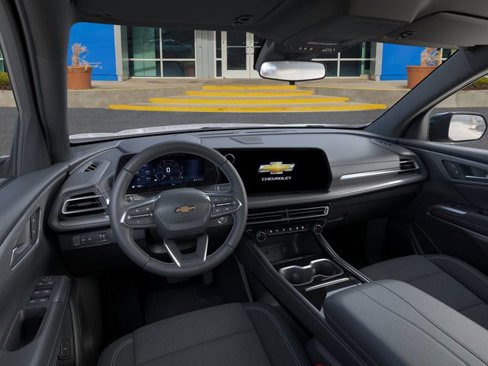 New 2025 Chevrolet Traverse LT w/ Driver Confidence Package image 16