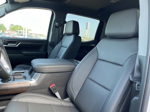 New 2025 GMC Sierra 1500 SLT image 10