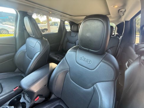 Certified 2023 Jeep Cherokee Altitude Lux w/ Lux Elite Package image 25