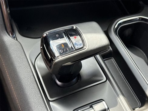 Used 2023 GMC Sierra 1500 AT4 w/ Technology Package image 15