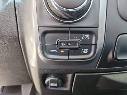 Used 2024 RAM 1500 Classic SLT image 18