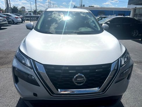 Used 2021 Nissan Rogue SV image 8