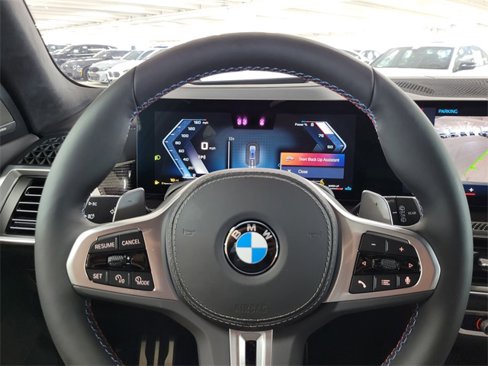 New 2026 BMW X7 M60i image 9