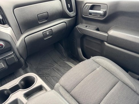 Used 2024 Chevrolet Silverado 1500 Custom image 15