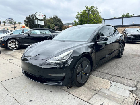 Used 2019 Tesla Model 3 Standard Range Plus image 5