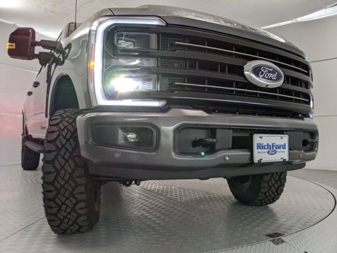 New 2026 Ford F250 Platinum w/ Tremor Off-Road Package image 29