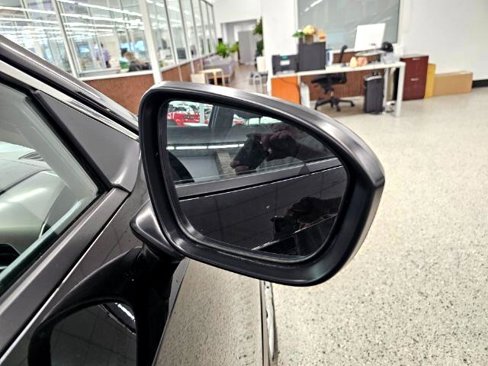 Used 2025 Nissan Kicks S image 33