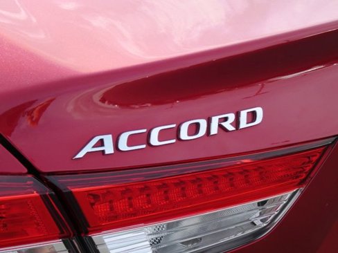 Used 2022 Honda Accord EX-L image 12