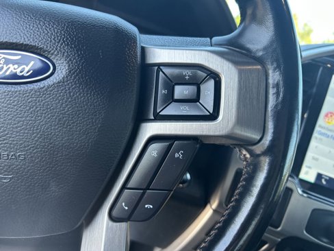 Certified 2022 Ford F350 Platinum w/ FX4 Off-Road Package image 27