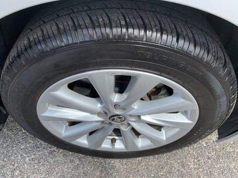 Used 2023 Toyota Corolla SE image 11