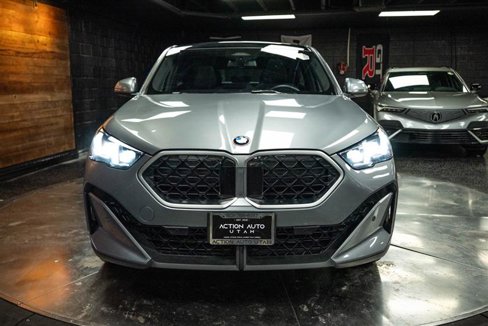 Used 2025 BMW X2 xDrive28i image 4
